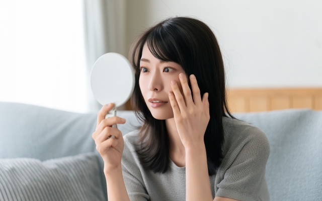 肌の衰えを感じる
