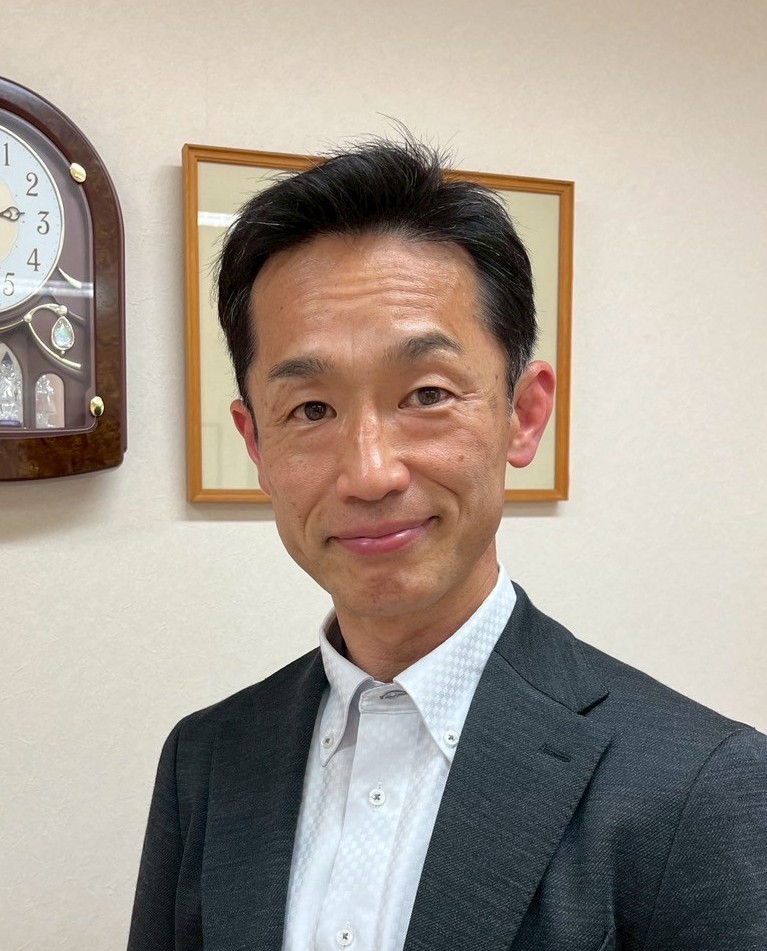 スタッフ紹介；前田事務長